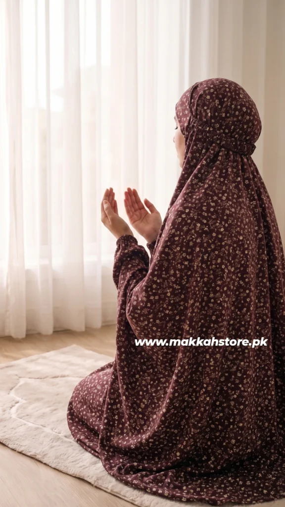 MAROON NAMAAZ CHADDAR